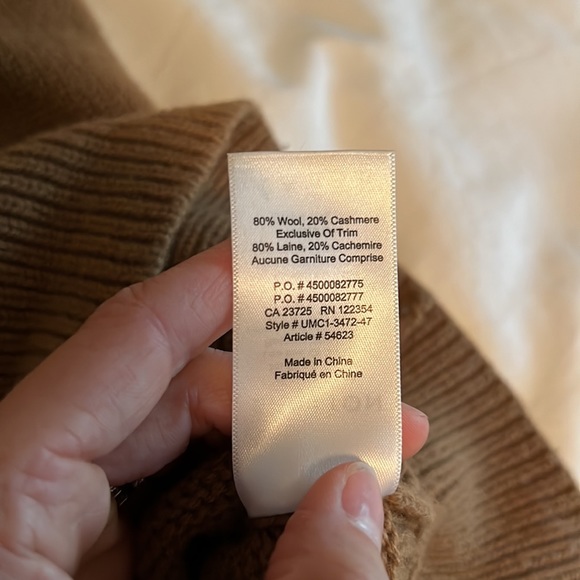 Aritiza Babaton (S) Wool & Cashmere Sweater - Picture 6 of 6